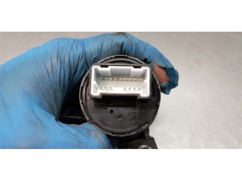 Recambio de conmutador de arranque para hyundai tucson style 4wd referencia OEM IAM 95430D35002Q  