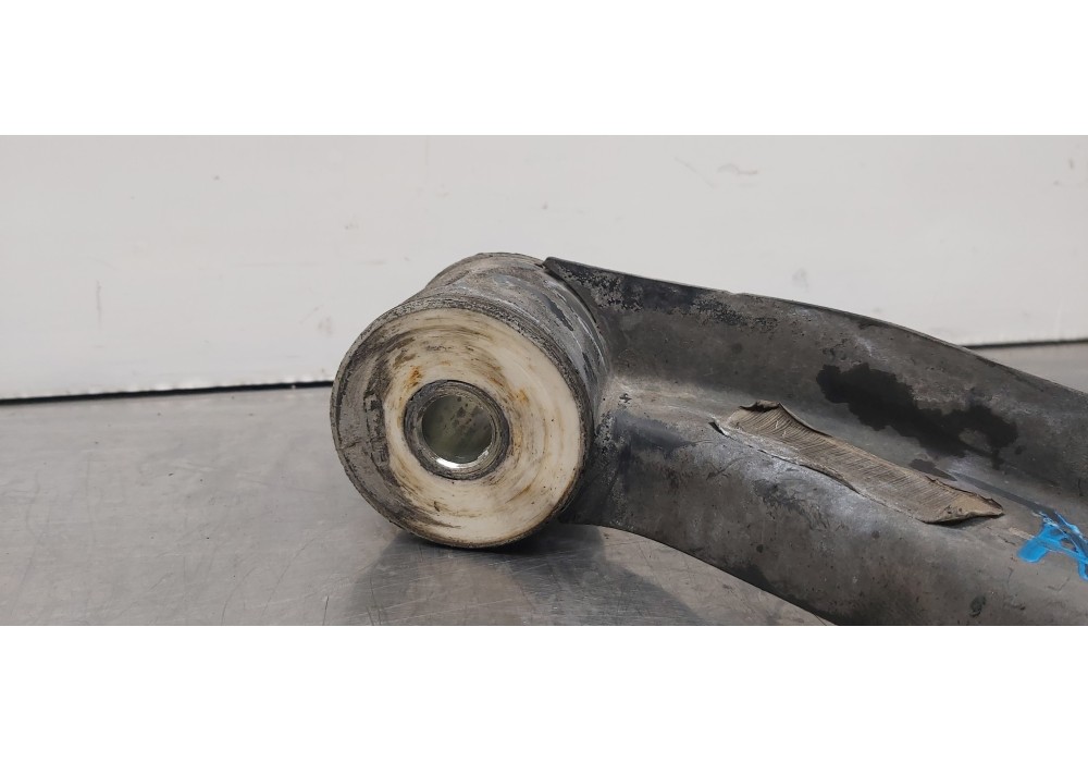 Recambio de brazo suspension superior delantero izquierdo para iveco daily caja cerrada furgon ´2017 referencia OEM IAM 58015642 Recambio de brazo suspension superior delantero izquierdo para iveco daily caja cerrada furgon ´2017 referencia OEM IAM 58015642