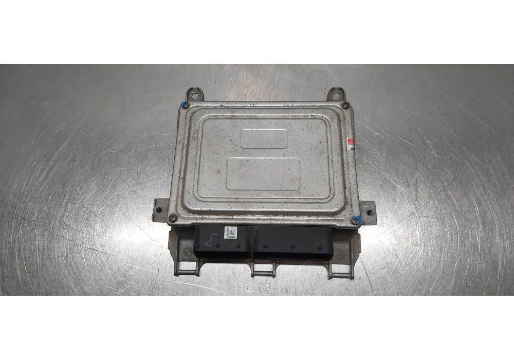 Recambio de centralita motor uce para mercedes clase a (w169) a 150 (169.031) referencia OEM IAM A2661530391 A0024463140 