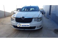 skoda superb combi (3t5) del año 2011