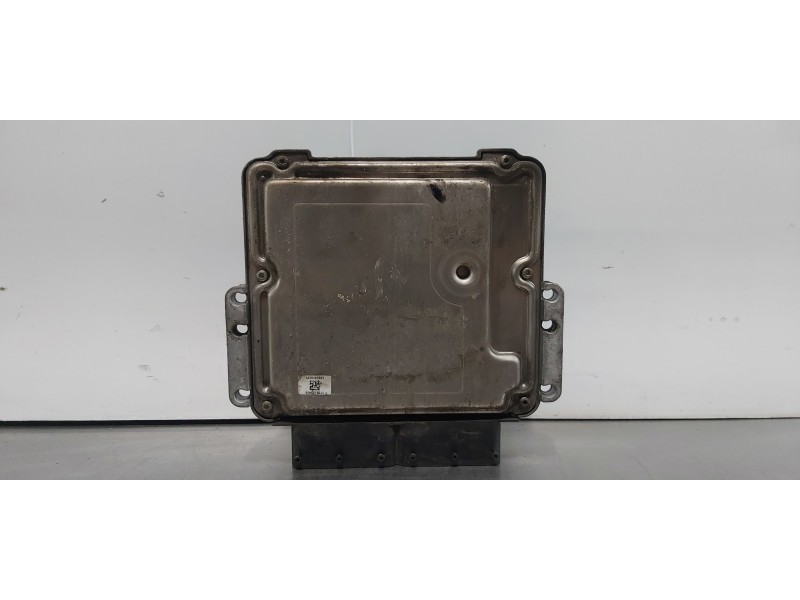 Recambio de centralita motor uce para kia carens ( ) drive referencia OEM IAM 391712A530  