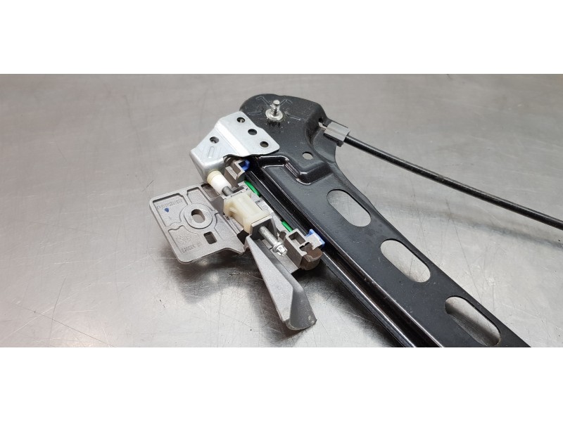 Recambio de elevalunas trasero izquierdo para mercedes clase cls (w219) 350 (219.356) referencia OEM IAM A2197300946  