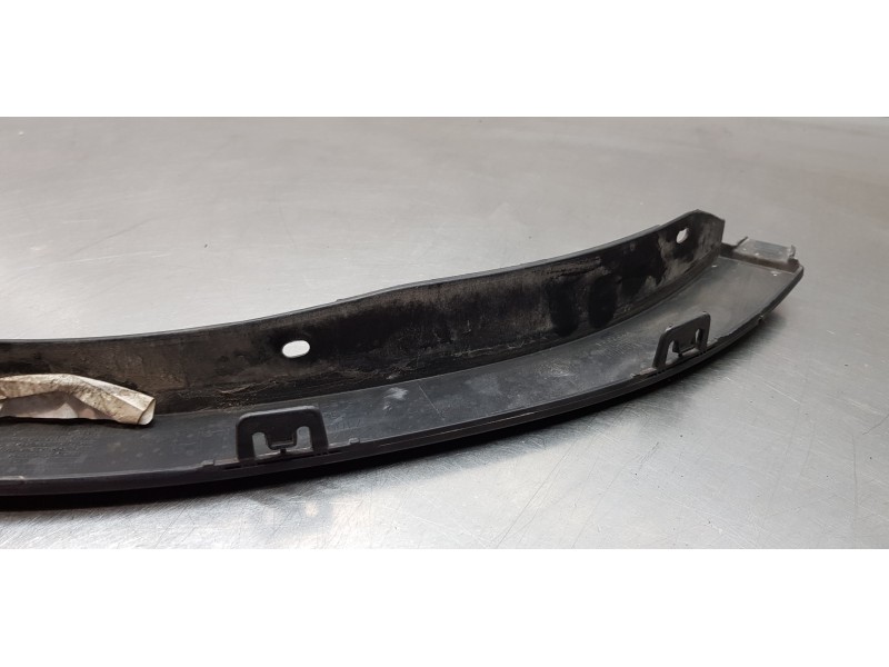 Recambio de aletin trasero izquierdo para bmw serie x3 (g01) xdrive20d referencia OEM IAM 51777400669  