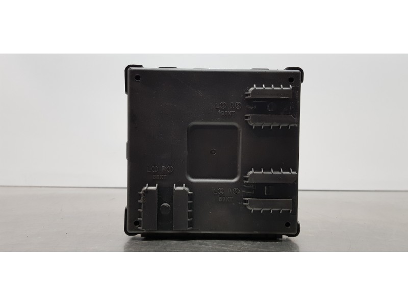 Recambio de modulo electronico para hyundai tucson style 4wd referencia OEM IAM 95400D7BW0  