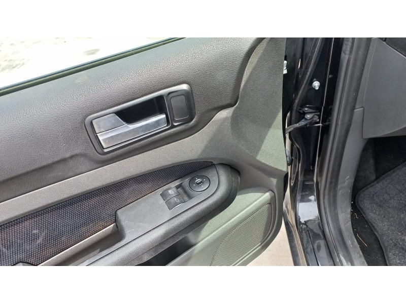 ford focus berlina (cap) del año 2005