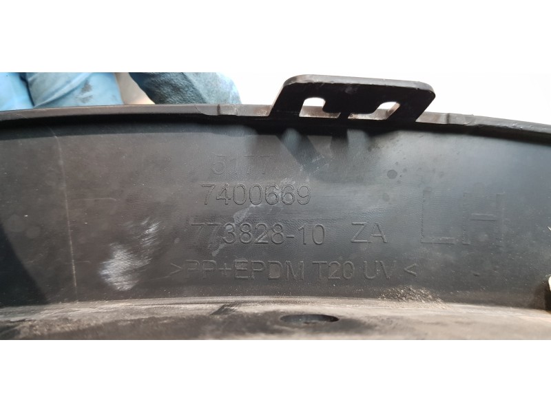 Recambio de aletin trasero izquierdo para bmw serie x3 (g01) xdrive20d referencia OEM IAM 51777400669  