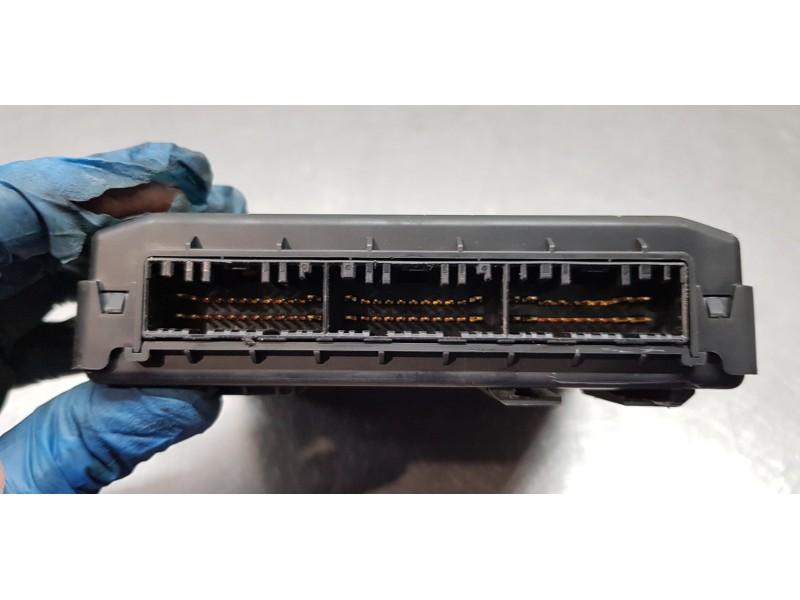 Recambio de modulo electronico para hyundai tucson style 4wd referencia OEM IAM 95400D7BW0  