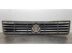 Recambio de rejilla delantera para volkswagen lt caja abierta (mod. 1997) lt 28 caja abierta referencia OEM IAM 2D085365301C 2D0 2