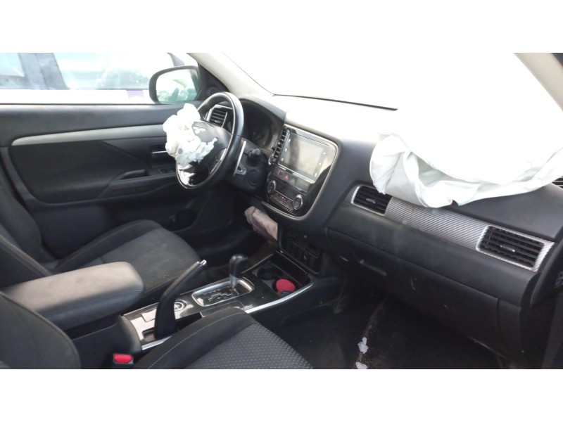 mitsubishi outlander (gf0) del año 2017