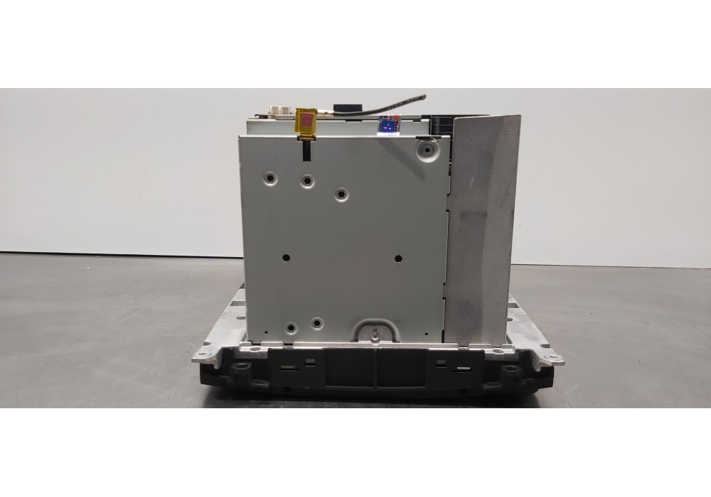 Recambio de sistema audio / radio cd para mercedes clase a (w169) a 150 (169.031) referencia OEM IAM A1698705794  