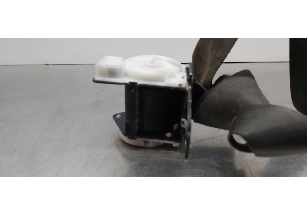 Recambio de cinturon seguridad trasero izquierdo para toyota auris touring sports (e18) hybrid active referencia OEM IAM 7336002