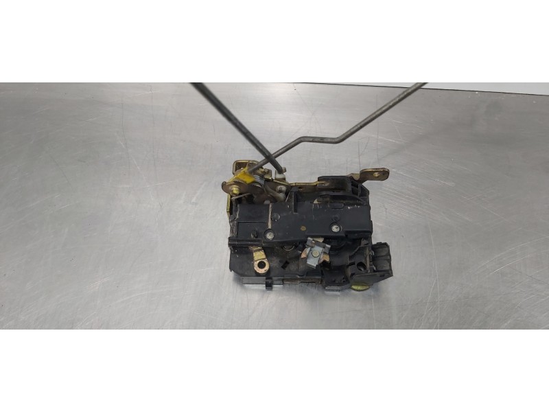 Recambio de cerradura puerta delantera derecha para renault kangoo (f/kc0) alize referencia OEM IAM 7701046800  