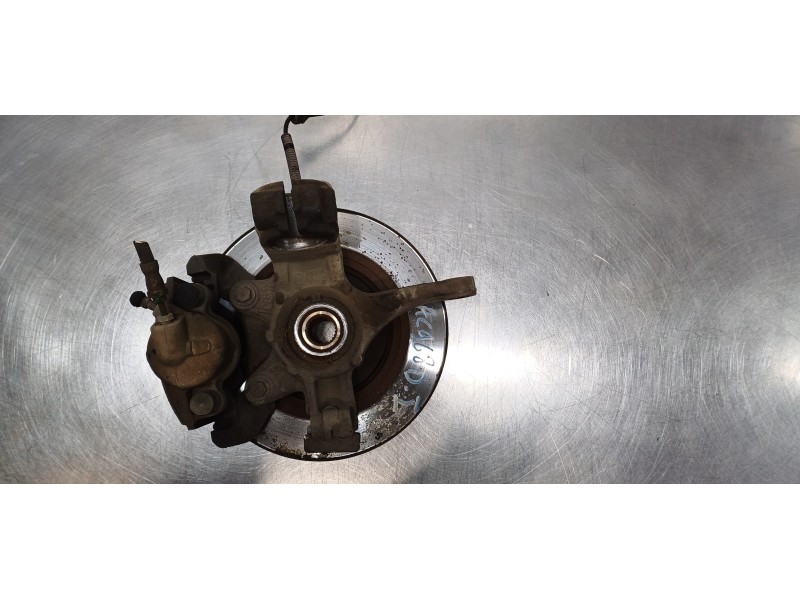 Recambio de mangueta delantera derecha para ford fiesta (cbk) ambiente referencia OEM IAM 1474306 2S613K185AE 