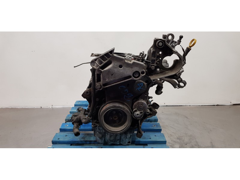 Recambio de bloque para skoda superb combi (3v5) active referencia OEM IAM CRL 04L100033C 04L100090J