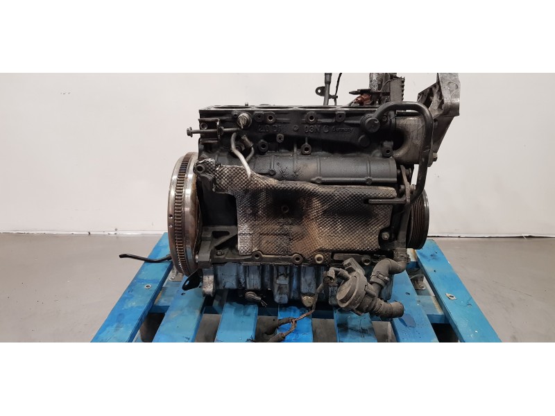 Recambio de bloque para skoda superb combi (3v5) active referencia OEM IAM CRL 04L100033C 04L100090J