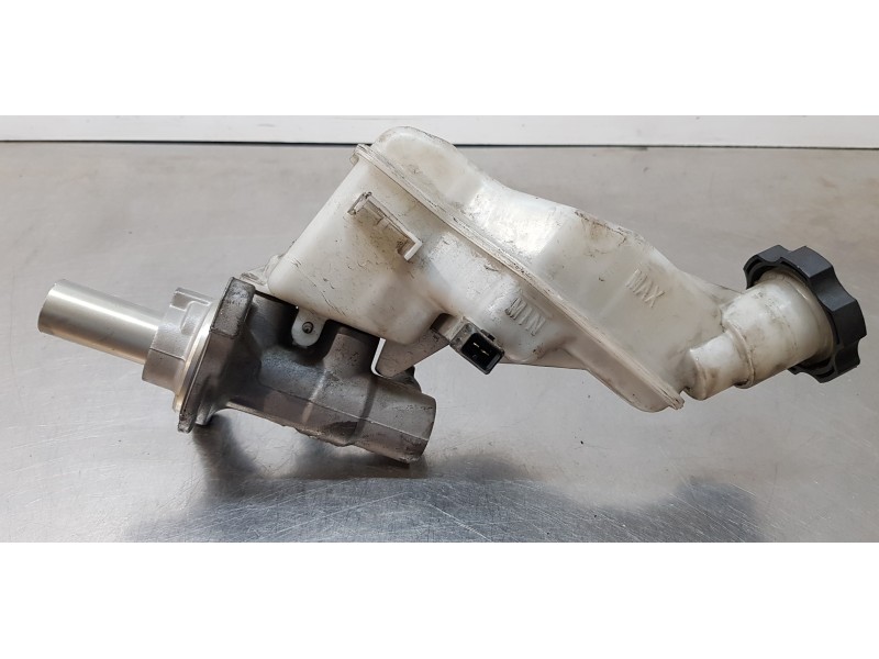 Recambio de bomba freno para kia carens ( ) concept referencia OEM IAM 58510A4800  