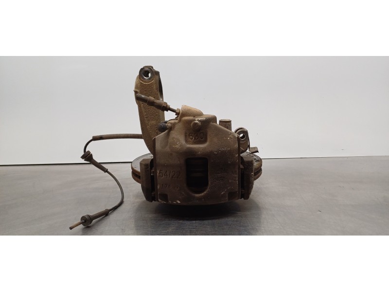 Recambio de mangueta delantera derecha para ford fiesta (cbk) ambiente referencia OEM IAM 1474306 2S613K185AE 