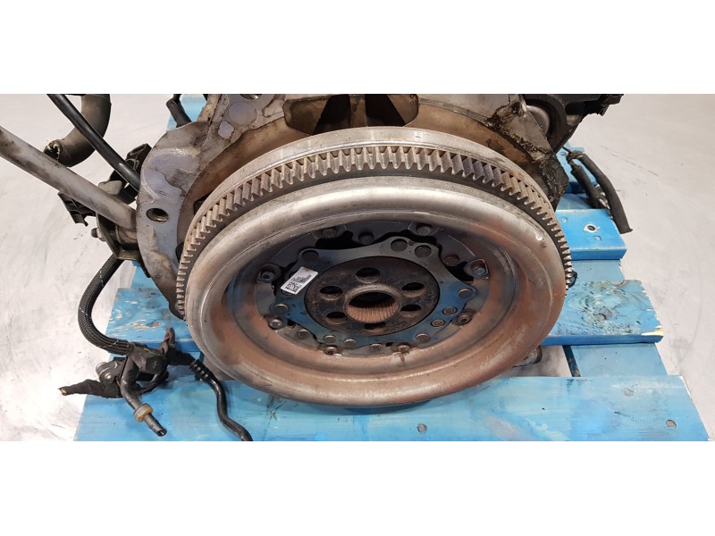 Recambio de bloque para skoda superb combi (3v5) active referencia OEM IAM CRL 04L100033C 04L100090J