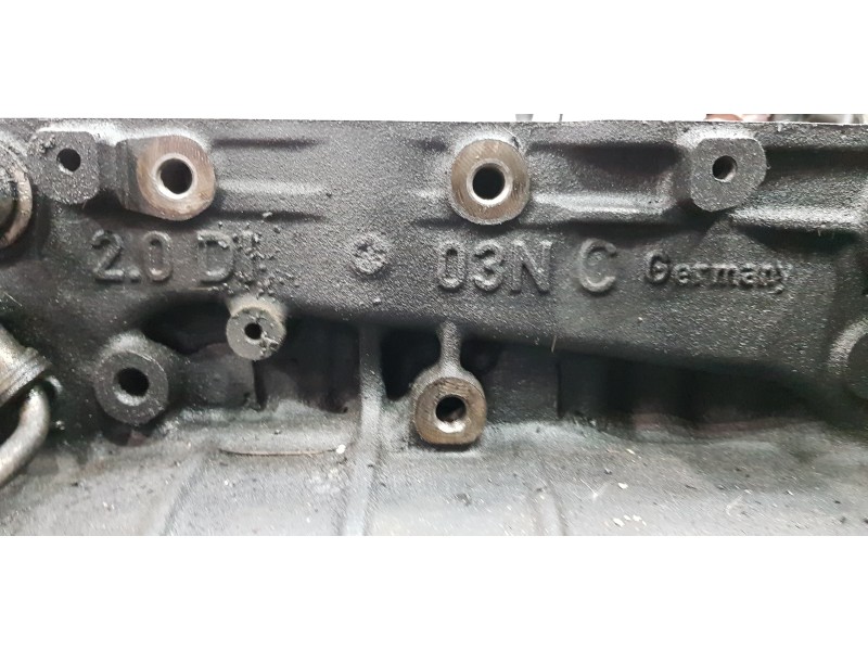 Recambio de bloque para skoda superb combi (3v5) active referencia OEM IAM CRL 04L100033C 04L100090J