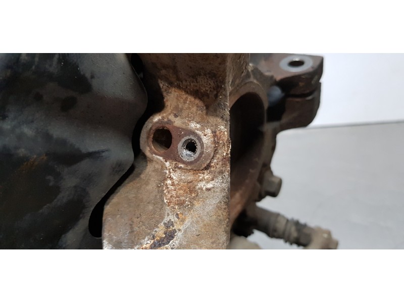 Recambio de mangueta delantera derecha para ford ka+ ultimate referencia OEM IAM AY1C3K170B1A  