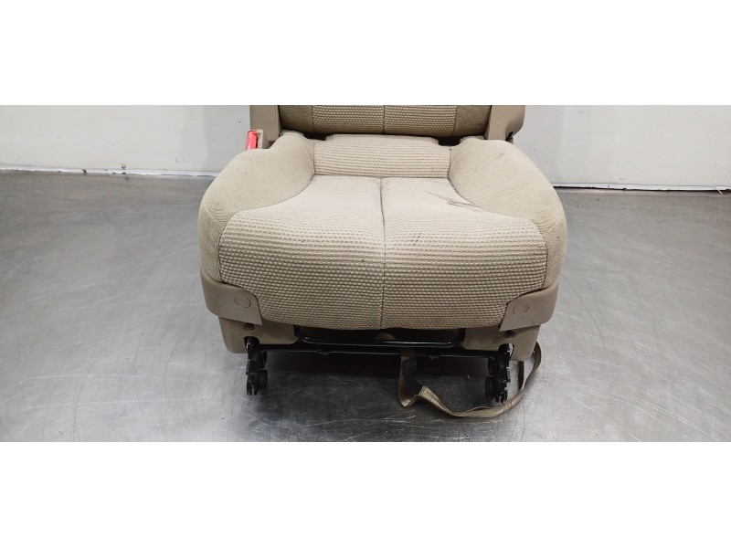 Recambio de asientos tercera fila ( pareja ) para kia carnival 2.9 crdi vgt concept referencia OEM IAM 895104D411   Recambio de asientos tercera fila ( pareja ) para kia carnival 2.9 crdi vgt concept referencia OEM IAM 895104D411