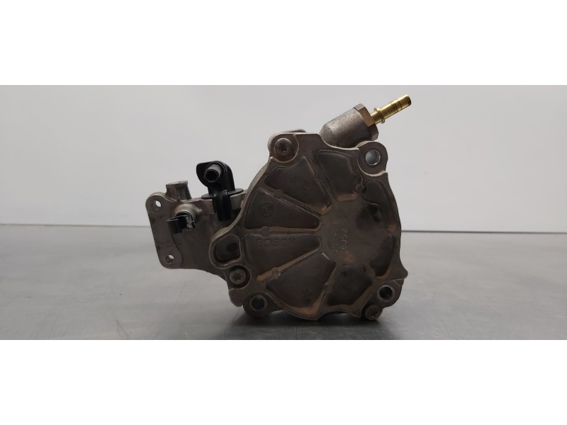 Recambio de depresor freno / bomba vacio para mitsubishi outlander (cw0) challenge 4wd referencia OEM IAM MN982281  