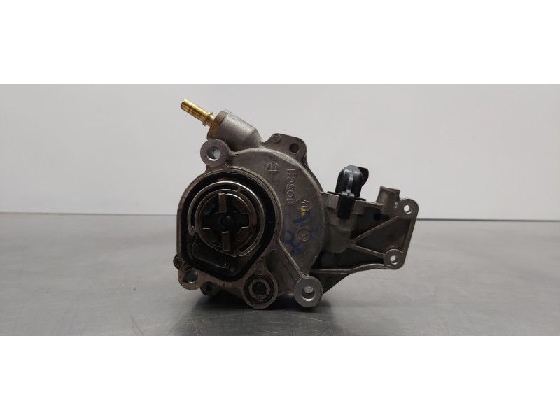 Recambio de depresor freno / bomba vacio para mitsubishi outlander (cw0) challenge 4wd referencia OEM IAM MN982281  