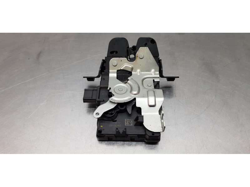 Recambio de cerradura maletero / porton para land rover range rover vogue referencia OEM IAM LR034349  
