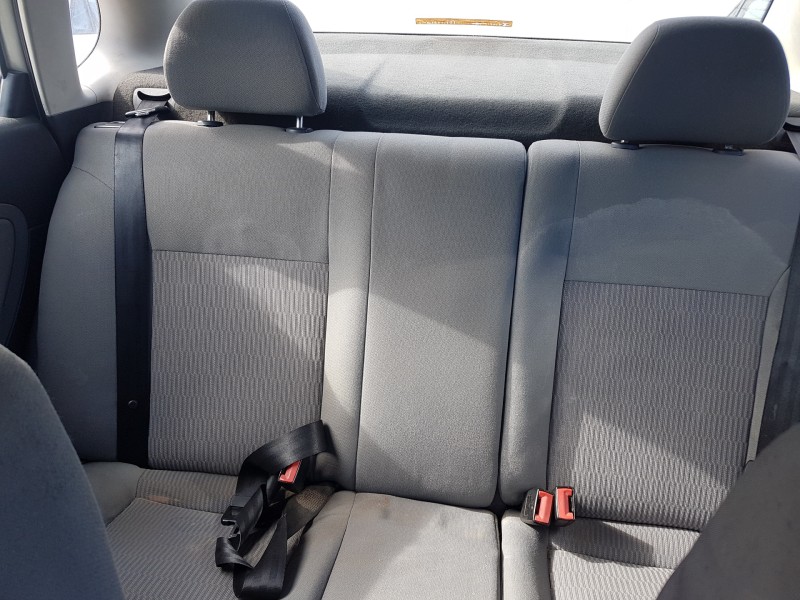 seat cordoba berlina (6l2) del año 2004