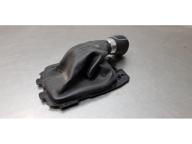 Recambio de pomo palanca cambio para ford ka+ ultimate referencia OEM IAM J7BR7H409AVC  