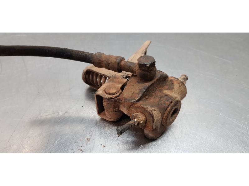 Recambio de repartidor de freno para nissan trade 100 caja cerrada, techo elevado referencia OEM IAM   