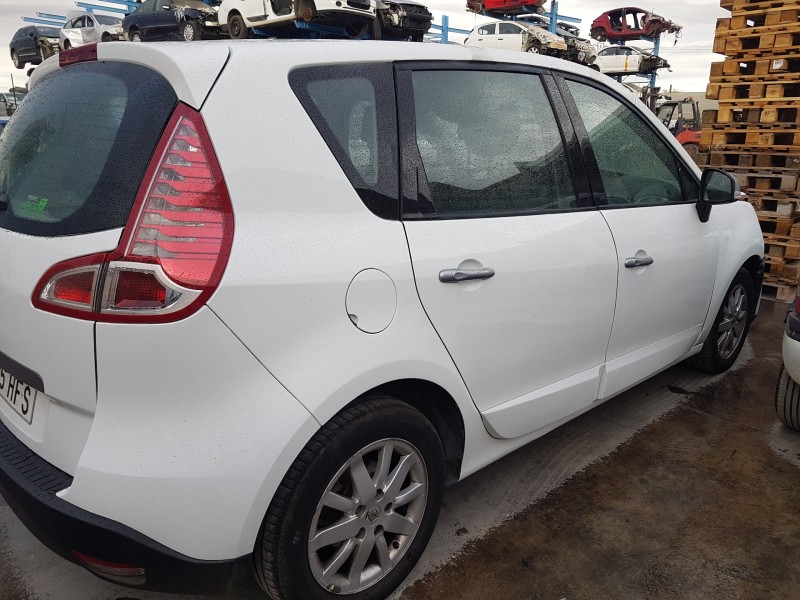 renault scenic iii del año 2011