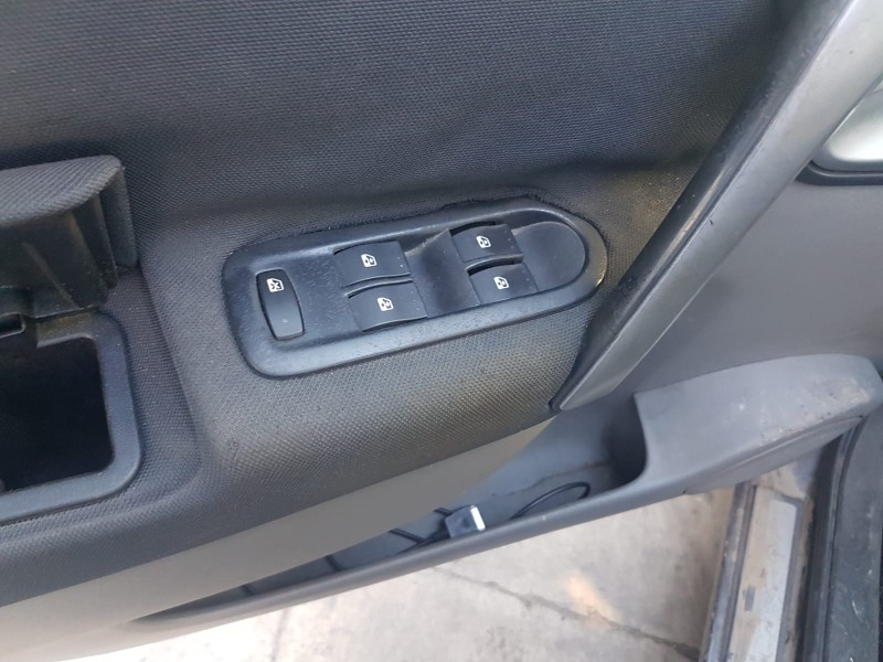 renault scenic ii del año 2008