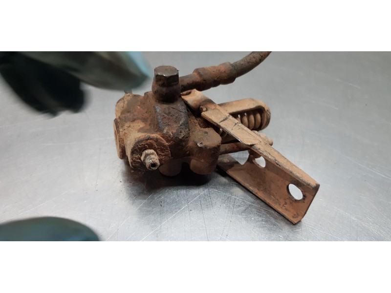 Recambio de repartidor de freno para nissan trade 100 caja cerrada, techo elevado referencia OEM IAM   