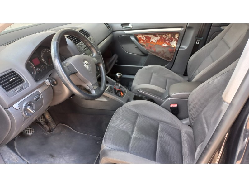 volkswagen golf v berlina (1k1) del año 2003 volkswagen golf v berlina (1k1) del año 2003
