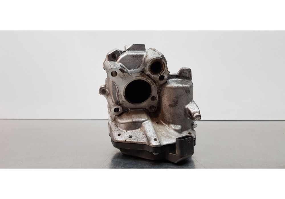 Recambio de valvula egr para mercedes clase e (w212) familiar 220 cdi blueefficiency (212.202) referencia OEM IAM A6511400760 A2