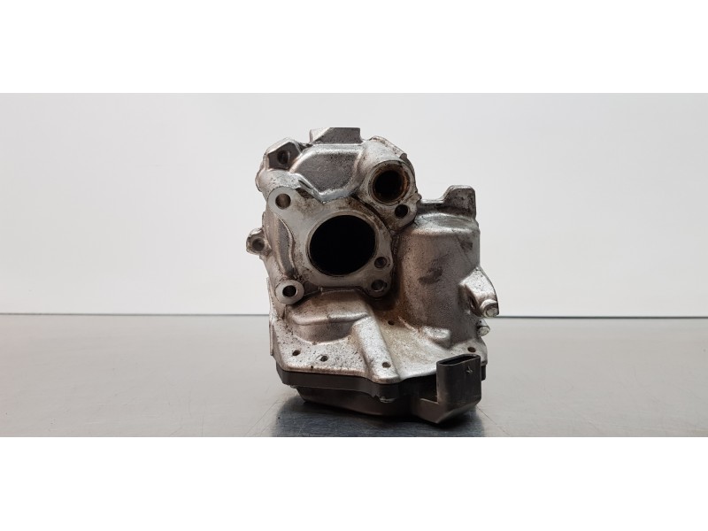 Recambio de valvula egr para mercedes clase e (w212) familiar 220 cdi blueefficiency (212.202) referencia OEM IAM A6511400760 A2