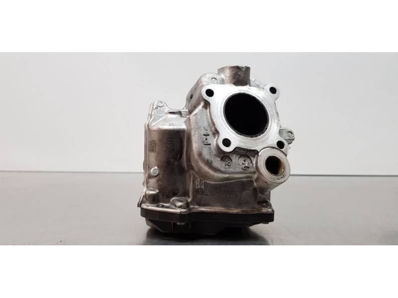 Recambio de valvula egr para mercedes clase e (w212) familiar 220 cdi blueefficiency (212.202) referencia OEM IAM A6511400760 A2
