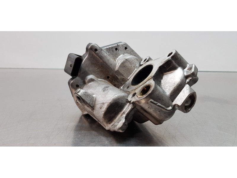 Recambio de valvula egr para mercedes clase e (w212) familiar 220 cdi blueefficiency (212.202) referencia OEM IAM A6511400760 A2