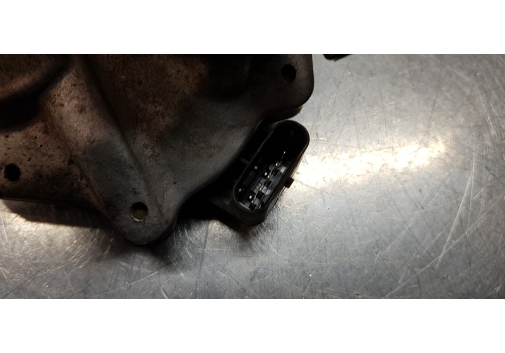 Recambio de valvula egr para mercedes clase e (w212) familiar 220 cdi blueefficiency (212.202) referencia OEM IAM A6511400760 A2