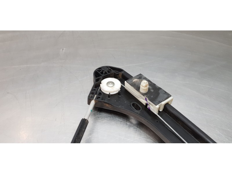 Recambio de elevalunas delantero derecho para peugeot 3008 active referencia OEM IAM 9830389280 9829482280  Recambio de elevalunas delantero derecho para peugeot 3008 active referencia OEM IAM 9830389280 9829482280