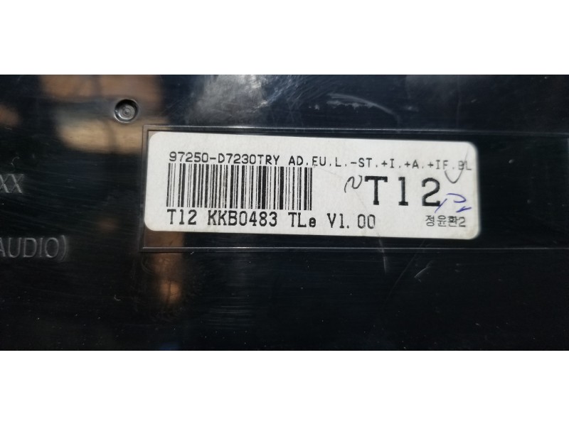 Recambio de mando climatizador para hyundai tucson tl referencia OEM IAM 97250D7230TRY  