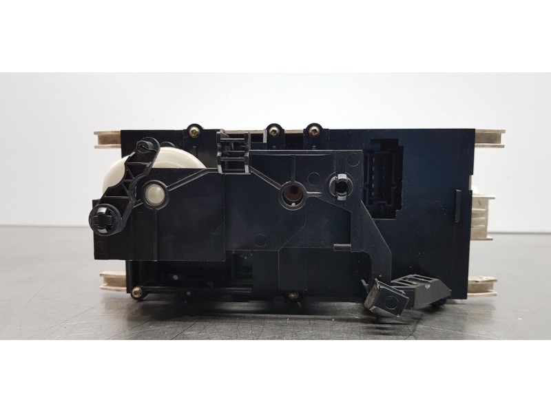Recambio de mando climatizador para mercedes clase a (w168) 170 cdi (168.008) referencia OEM IAM 1688300485  