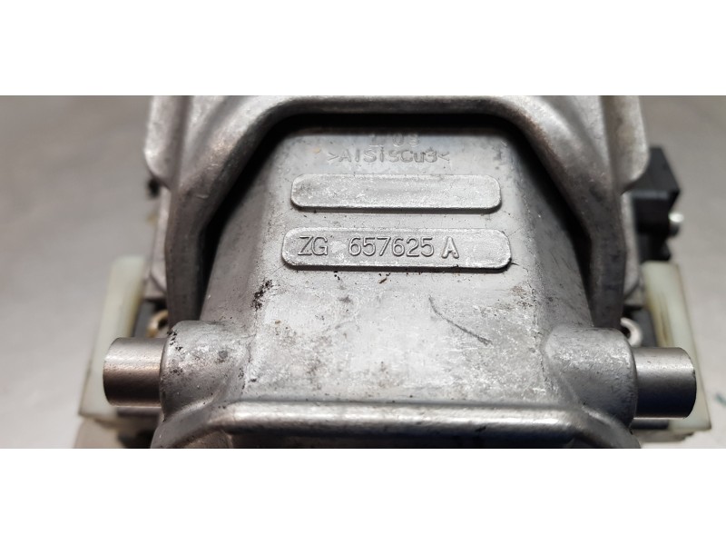 Recambio de columna direccion para land rover range rover vogue referencia OEM IAM LR033642  