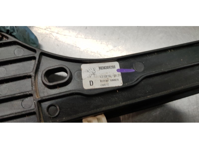 Recambio de elevalunas delantero derecho para peugeot 3008 active referencia OEM IAM 9830389280 9829482280  Recambio de elevalunas delantero derecho para peugeot 3008 active referencia OEM IAM 9830389280 9829482280