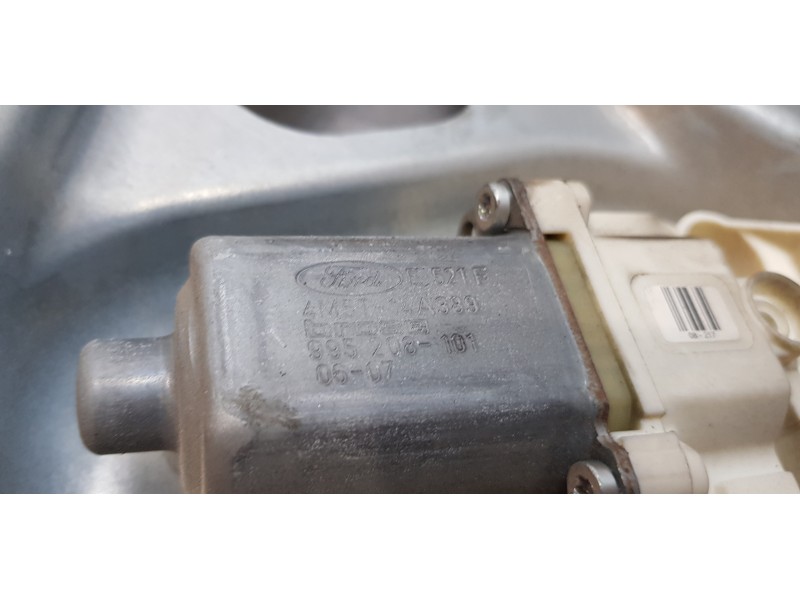 Recambio de elevalunas delantero izquierdo para ford focus berlina (cap) ambiente (d) referencia OEM IAM 4M5T14A389   Recambio de elevalunas delantero izquierdo para ford focus berlina (cap) ambiente (d) referencia OEM IAM 4M5T14A389