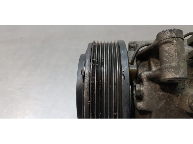 Recambio de compresor aire acondicionado para bmw serie 1 berlina (e81/e87) 116i referencia OEM IAM 915682001   Recambio de compresor aire acondicionado para bmw serie 1 berlina (e81/e87) 116i referencia OEM IAM 915682001