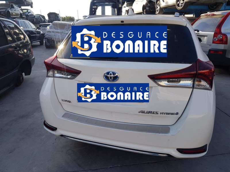 toyota auris touring sports (e18) del año 2015