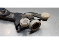 Recambio de soporte / guia puerta corredera para volkswagen caddy ka/kb (2k) furg. referencia OEM IAM 2K0843397B 2K0843397  2