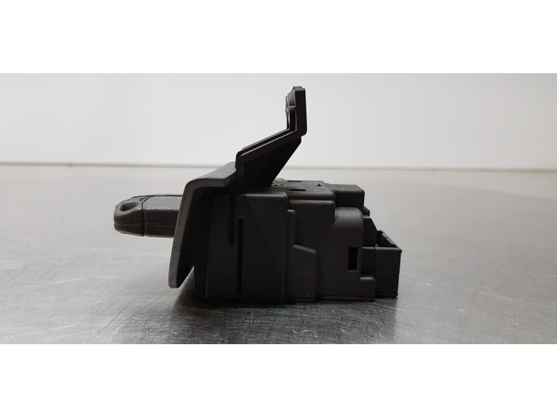 Recambio de conmutador de arranque para bmw serie 1 berlina (e81/e87) 116i referencia OEM IAM 6954717   Recambio de conmutador de arranque para bmw serie 1 berlina (e81/e87) 116i referencia OEM IAM 6954717